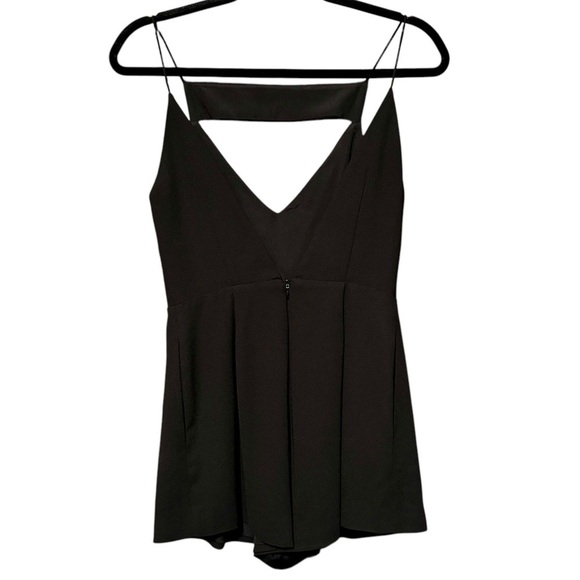 FINDERS KEEPERS |Revolve Black Diamond Cutout Playsuit - Picture 6 of 9